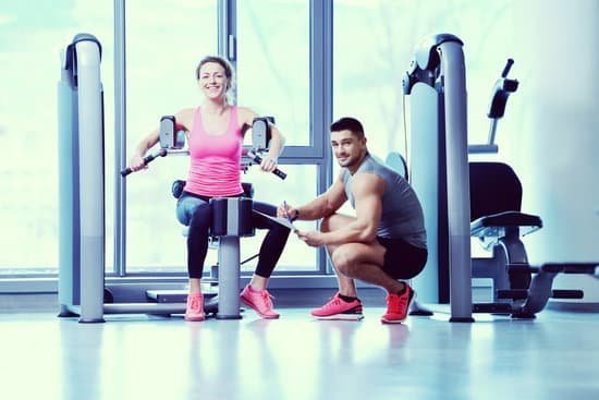 be a personal trainer without certification