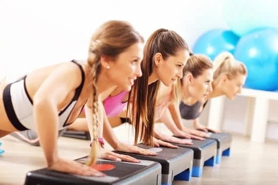 how much does personal training cost at crunch fitness