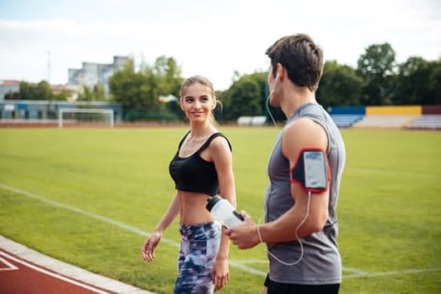 Mirror Fitness Trainer 1 Mirror Fitness Trainer