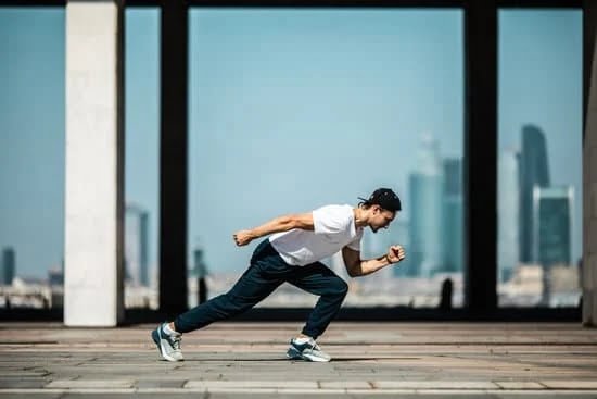 Get fit with our popular Fit Tea Challenge, a 30-day program for a healthier lifestyle