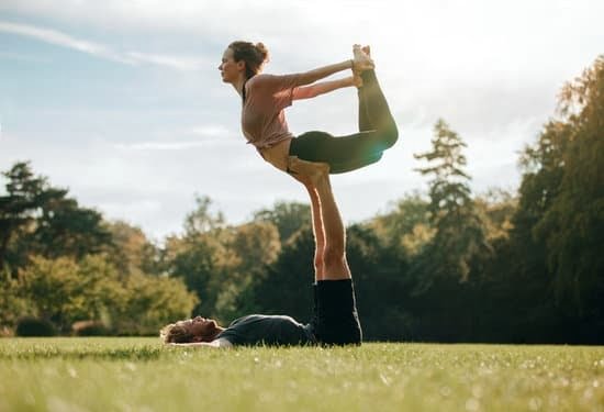 How to Fit in Exercise When Working Long Hours 1 Suggestion: Tips on fitting in exercise when working long hours to maintain a healthy lifestyle