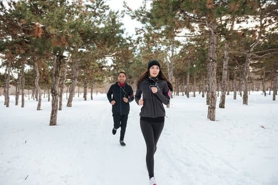 Join the Fitbit Fitness Challenge and track your progress with this innovative fitness device