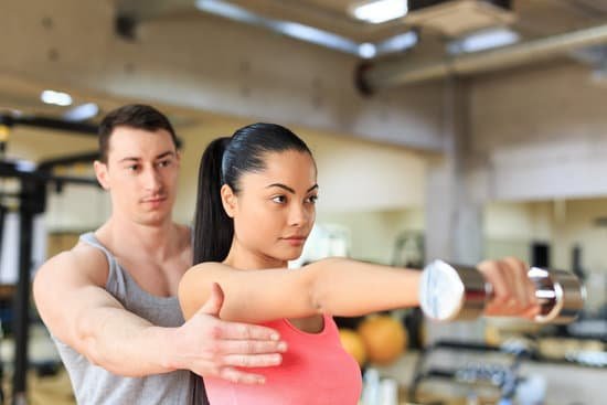 Tips for how to be fit without exercises: healthy eating, active lifestyle, and regular movement
