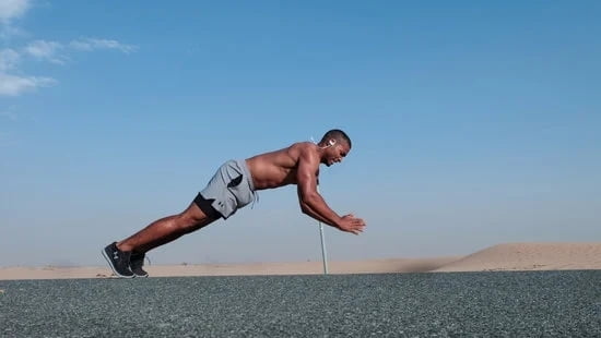 Why are Ab Exercises So Unenjoyable - A discussion on Reddit r/Fitness about the dislike for ab workouts