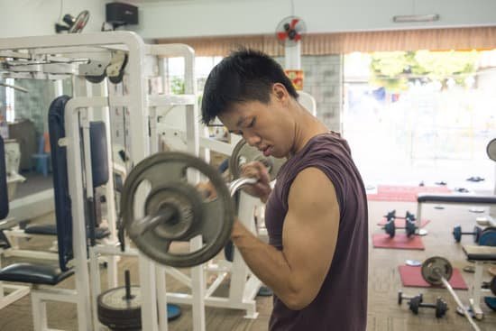 How to Make a Fitness Goal 1 Step-by-step guide on how to make a fitness goal and stick to it