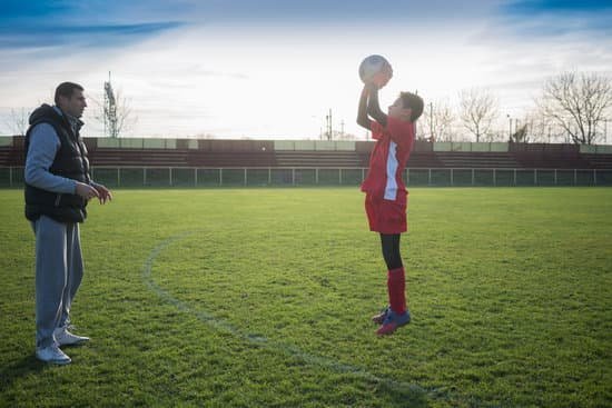 WHO OWNS LIFESTYLE FITNESS: A popular gym with state-of-the-art equipment and personalized fitness programs