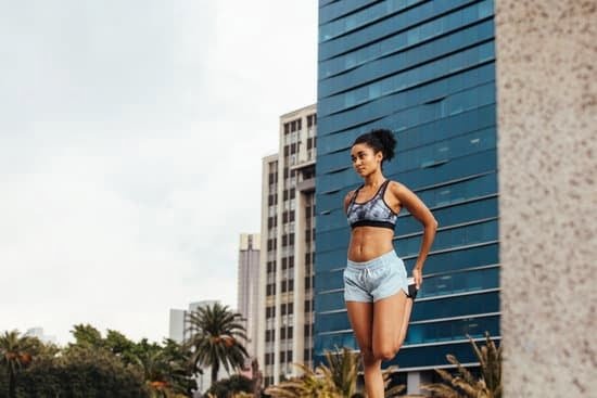 How to Set New Fitness Goals on Apple Watch 1 New Fitness Goals on Apple Watch: A Step-by-Step Guide