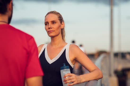 Using a pedometer to track steps and motivate progress towards achieving fitness goals