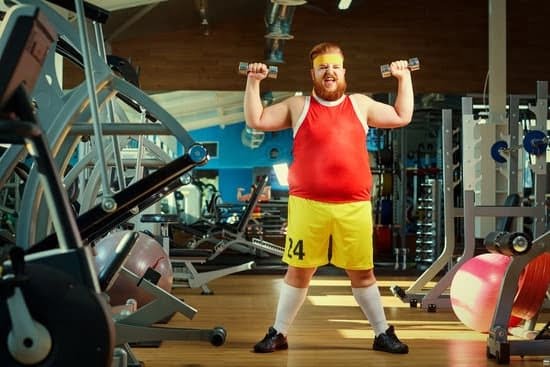 Compact 1.5HP LED folding treadmill in pink, with USB MP3 compatibility, ideal for fitness and running workouts