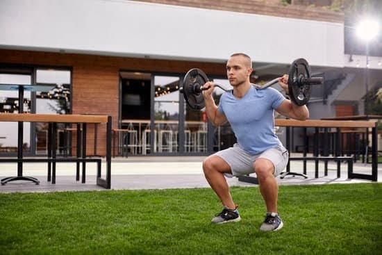 Best Exercises for Football Fitness 1 Boost football fitness with these best exercises – crucial for game performance and injury prevention