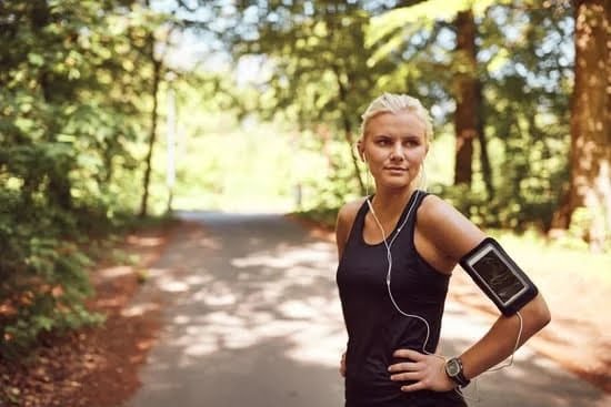 How Long Are the Ufc Fit Workouts 1 Discover the duration of UFC FIT workouts. Improve fitness levels efficiently with UFC routines